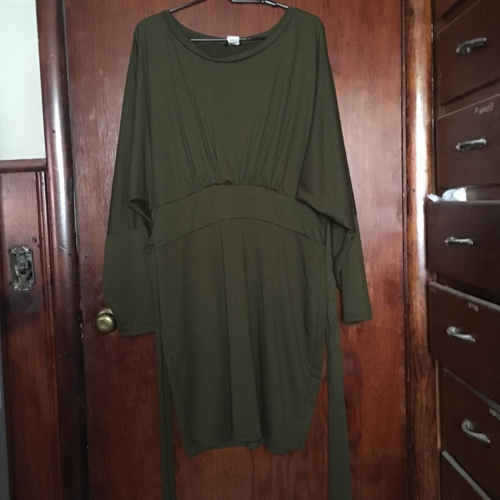 Long Sleeve Navy Green Dress